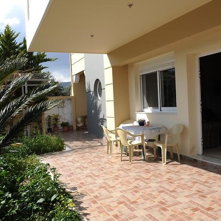Katia'S House Apartamento Ampavris Exterior foto